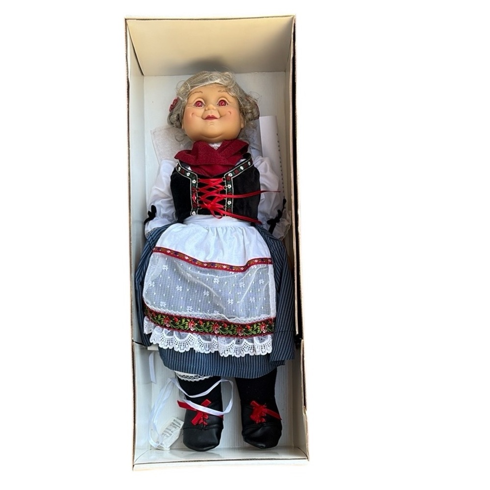 Grannyworld German Grandmother Doll